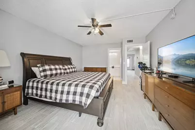 364 Wellington J, West Palm Beach, FL 33417 - Photo 8