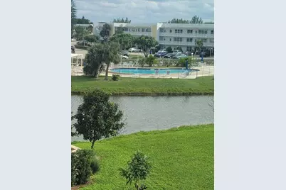 364 Wellington J, West Palm Beach, FL 33417 - Photo 18
