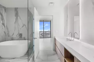 1400 Biscayne Blvd, Miami, FL 33132 - Photo 16