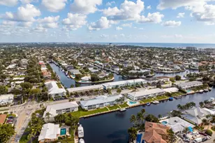 2330 NE 36th St, Lighthouse Point, FL 33064 - Photo 30