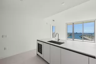 1400 Biscayne Blvd, Miami, FL 33132 - Photo 6