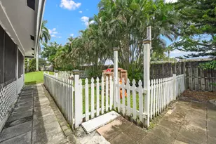 117 Hemingway Ct, Royal Palm Beach, FL 33411 - Photo 32