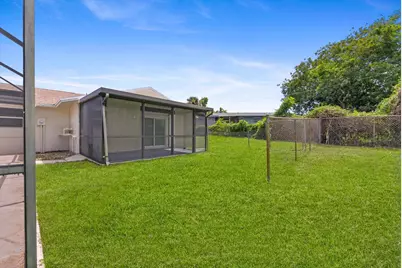 6873 S Plymouth Drive S, Lake Worth, FL 33462 - Photo 40