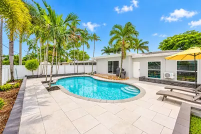 301 SE 3rd Terrace, Dania Beach, FL 33004 - Photo 2