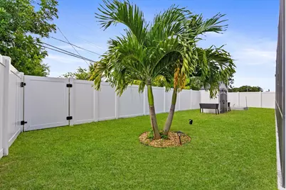 902 NW 9th Avenue, Boynton Beach, FL 33426 - Photo 42