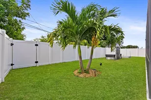 902 NW 9th Ave, Boynton Beach, FL 33426 - Photo 42