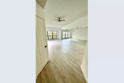 22641 Caravelle Circle #22641, Boca Raton, FL 33433 - Photo 18