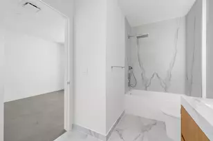 1400 Biscayne Blvd, Miami, FL 33132 - Photo 4