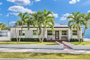 916 31st St, West Palm Beach, FL 33407 - Photo 1