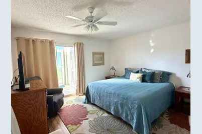 94 Spring Lake Drive, Vero Beach, FL 32962 - Photo 14