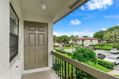 9193 Pecky Cypress Lane #6b, Boca Raton, FL 33428 - Photo 2