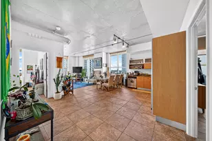 2275 Biscayne Blvd, Miami, FL 33137 - Photo 2