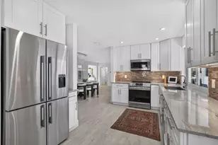 2920 NE 52nd St, Fort Lauderdale, FL 33308 - Photo 12