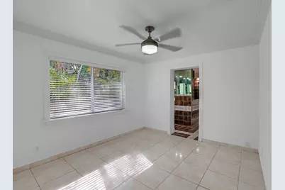 242 W 19th Street, Hialeah, FL 33010 - Photo 6