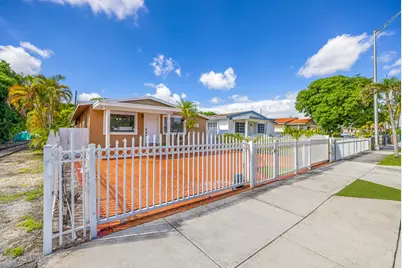 242 W 19th Street, Hialeah, FL 33010 - Photo 22