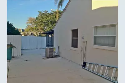 106 Azalea Circle, Boynton Beach, FL 33436 - Photo 2