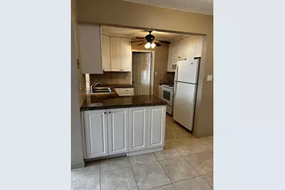 7009 NW 66th Terrace, Tamarac, FL 33321 - Photo 8