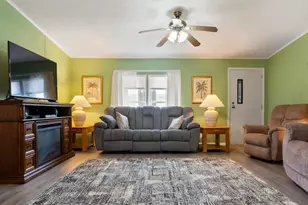 1122 Trout St, Okeechobee, FL 34974 - Photo 2