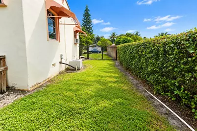 330 NW 144th Street, Miami, FL 33168 - Photo 24