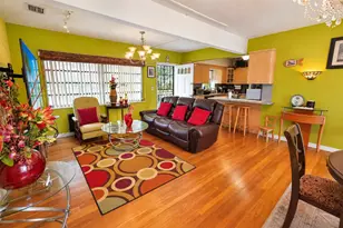 330 NW 144th St, Miami, FL 33168 - Photo 12