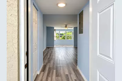 9 Willowbrook Lane #208, Delray Beach, FL 33446 - Photo 4