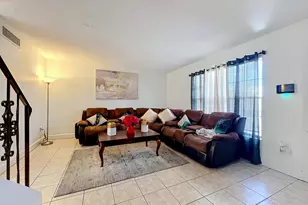 6091 Village Cir S, Orlando, FL 32822 - Photo 10