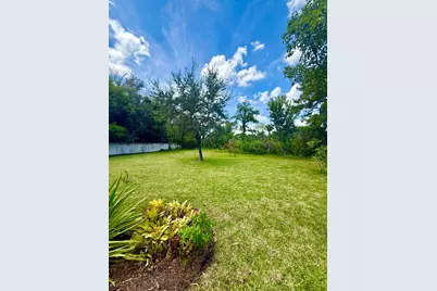 2702 Serenity Circle N, Fort Pierce, FL 34981 - Photo 10