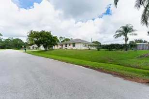 601 Antigua St NE, Palm Bay, FL 32907 - Photo 14