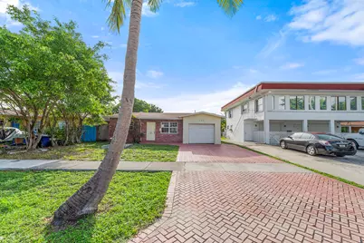 117 SW 4th Avenue, Hallandale Beach, FL 33009 - Photo 26