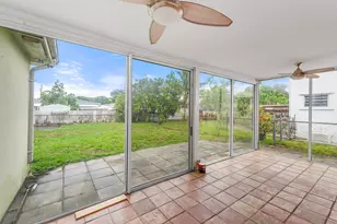 117 SW 4 Ave, Hallandale Beach, FL 33009 - Photo 18