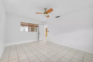 117 SW 4 Ave, Hallandale Beach, FL 33009 - Photo 10