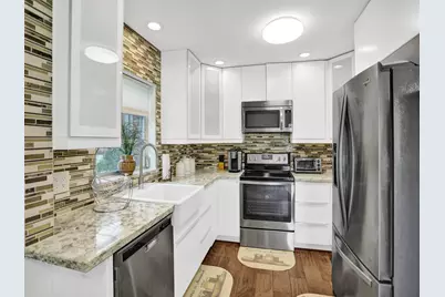 340 Orange Tree Drive #3, Atlantis, FL 33462 - Photo 8