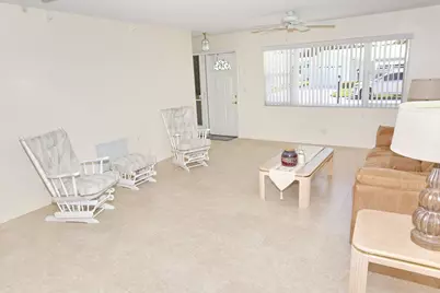 1015 SW 16th Street, Boynton Beach, FL 33426 - Photo 10