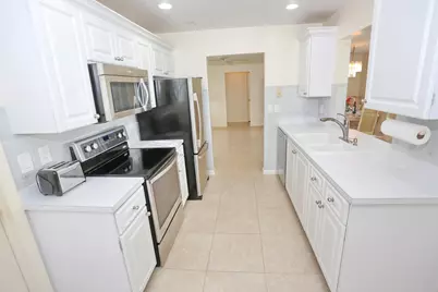 1015 SW 16th Street, Boynton Beach, FL 33426 - Photo 16