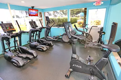 1015 SW 16th Street, Boynton Beach, FL 33426 - Photo 38
