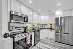 1930 NE 2nd Ave, Wilton Manors, FL 33305 - Photo 6