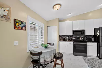 6649 Sun River Road, Boynton Beach, FL 33437 - Photo 18