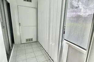 14 Fanshaw A, Boca Raton, FL 33434 - Photo 8