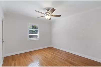 215 Columbia Drive, Lake Worth Beach, FL 33460 - Photo 12