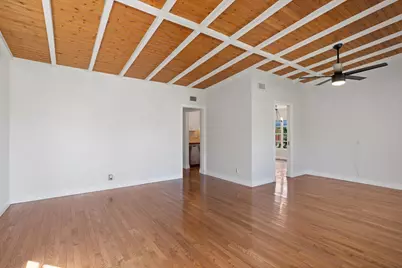 215 Columbia Drive, Lake Worth Beach, FL 33460 - Photo 2