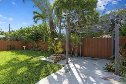 215 Columbia Drive, Lake Worth Beach, FL 33460 - Photo 18