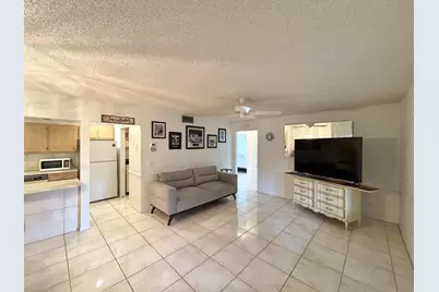 435 Pine Glen Lane #B-2, Greenacres, FL 33463 - Photo 6