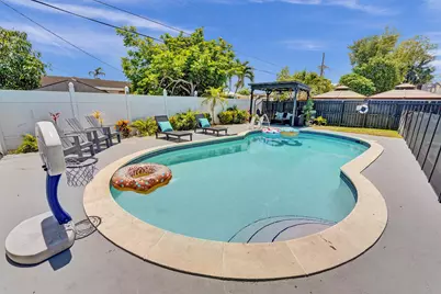 6740 Custer Street, Hollywood, FL 33024 - Photo 2