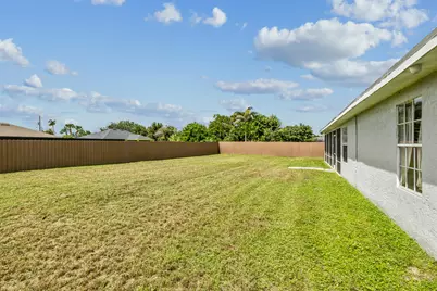 791 SW Hillsboro Circle, Port Saint Lucie, FL 34953 - Photo 34