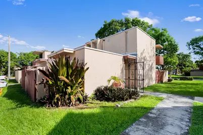 20106 SW 123rd Drive, Miami, FL 33177 - Photo 10