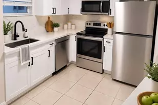 4255 N University Dr, Sunrise, FL 33351 - Photo 2