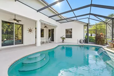 4533 6th Lane SW, Vero Beach, FL 32968 - Photo 2