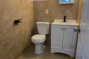 15201 NE 6th Ave, Miami, FL 33162 - Photo 8