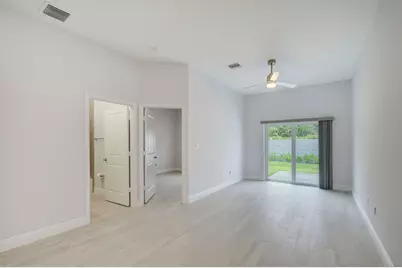 703 Dawn Place #C, Lantana, FL 33462 - Photo 8