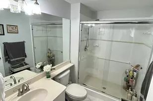 7775 Southampton Terrace, Tamarac, FL 33321 - Photo 32